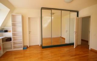 Casa individuala situata la 2 minute de Parcul Engels ! - Poză 27