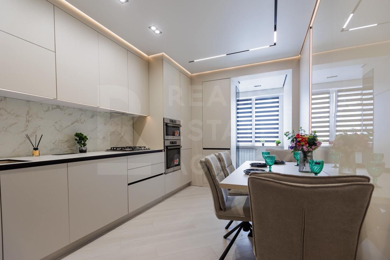 Vânzare, apartament, 2 camere + living, strada Ion Buzdugan, Buiucani - Poză 3