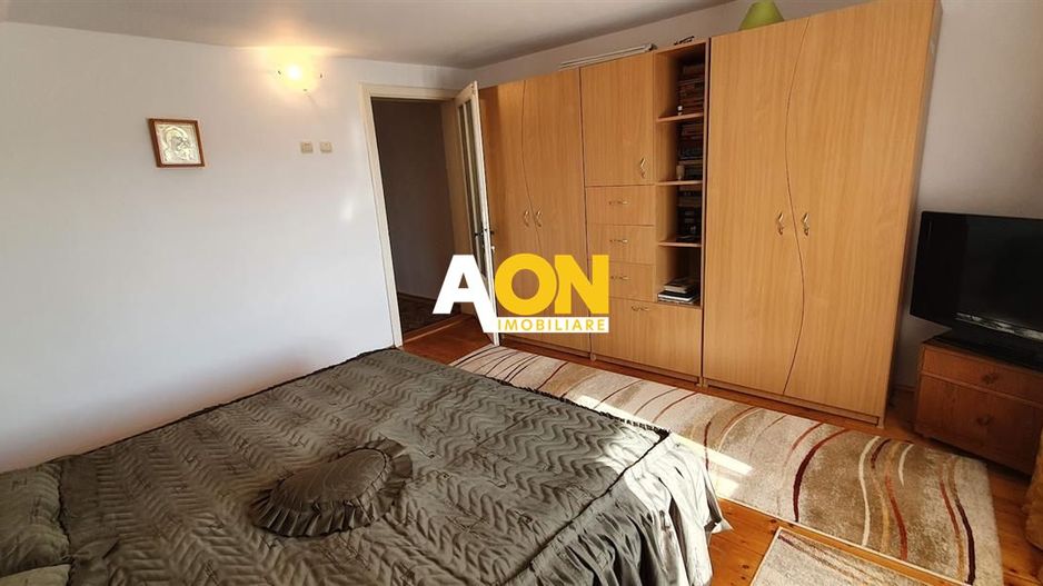 1/2 Duplex 4 camere cu garaj 462 mp teren la asfalt zona Centru - Poză 16