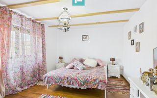 Casă deosebită la Urvişu de Beliu - Poză 10