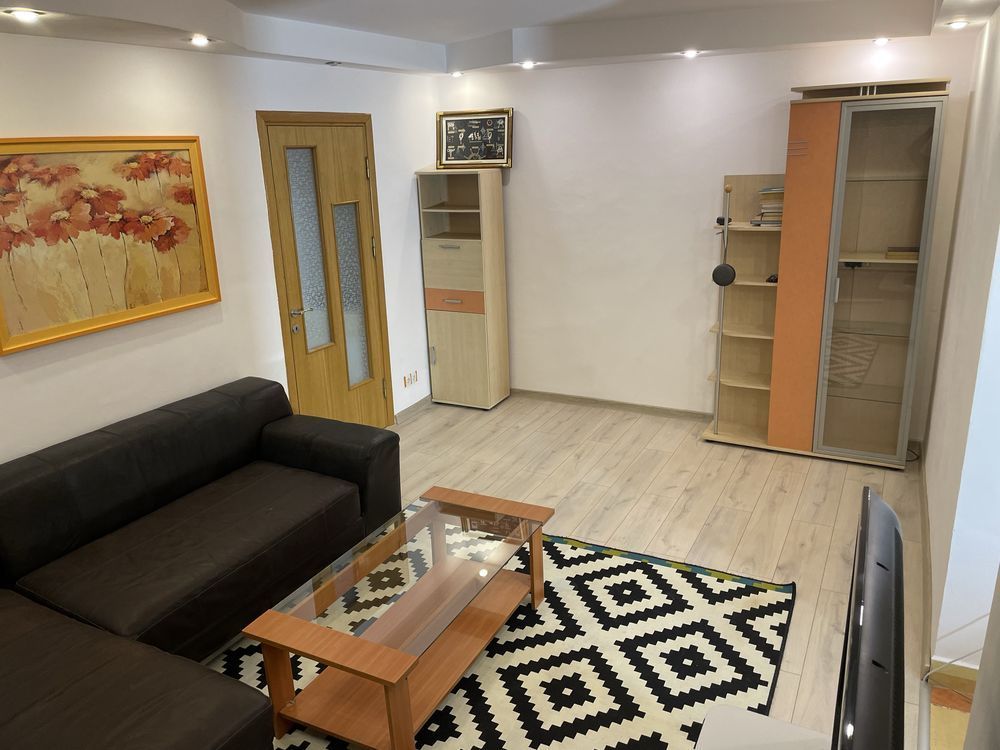 APARTAMENT ZONA MOSILOR/ EMINESCU - Poză 2