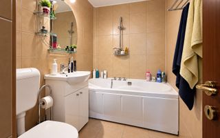 Apartament de vanzare in Oradea, strada Sovata, cu priveliste spre mal - Poză 6