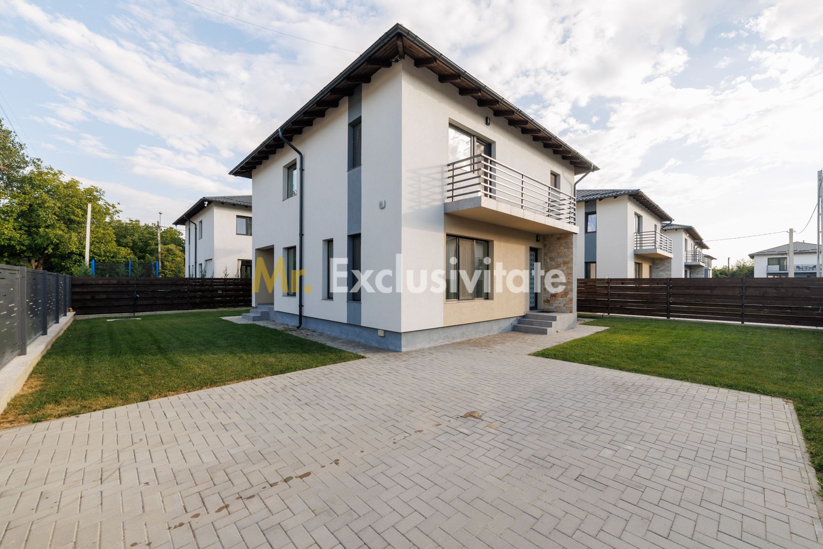 De inchiriat Casa moderna noua in Stefanesti-5 min Pitesti! - Poză 1