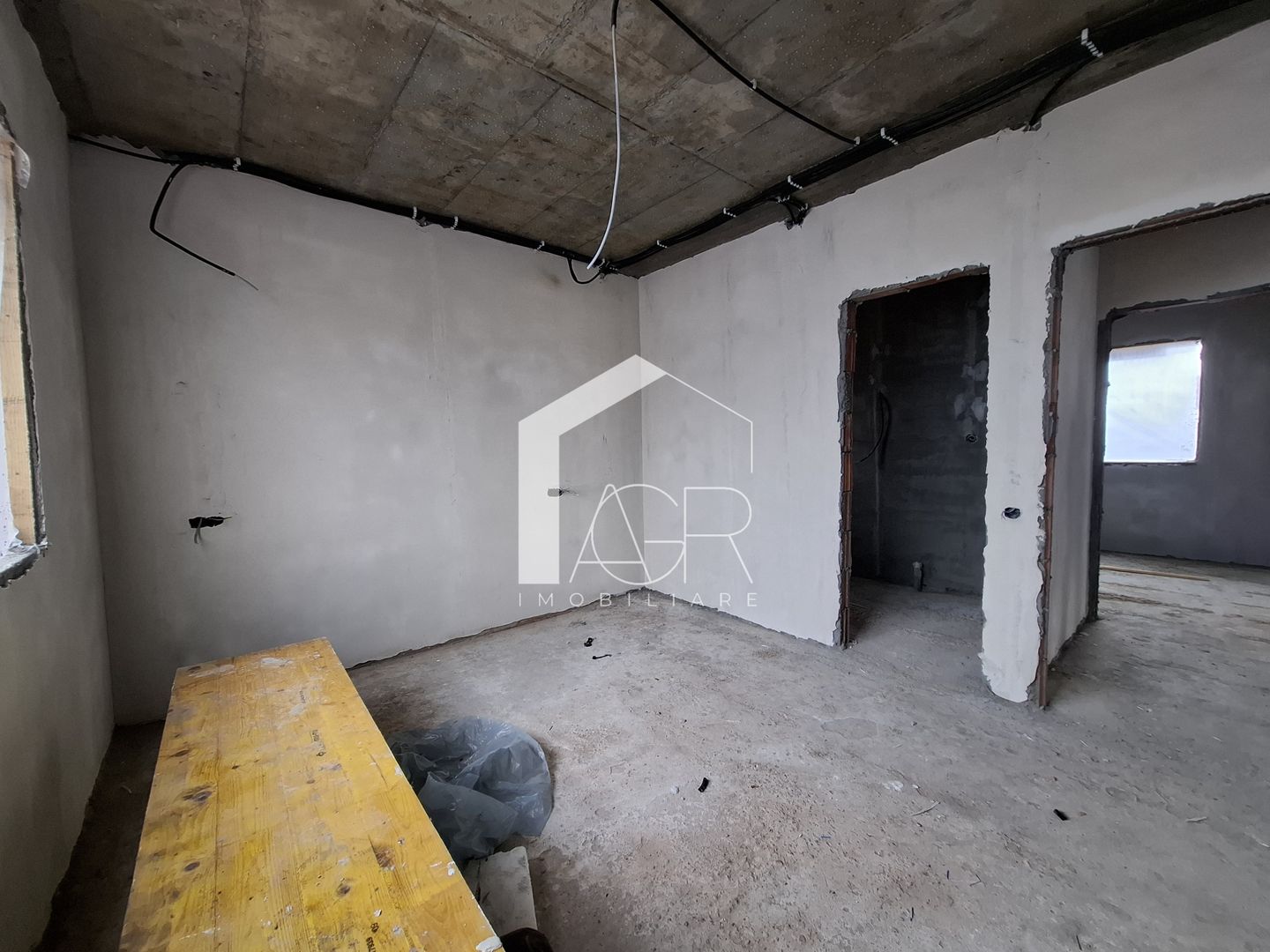 Casa cu 4 camere, parter, Paulesti - Poză 6