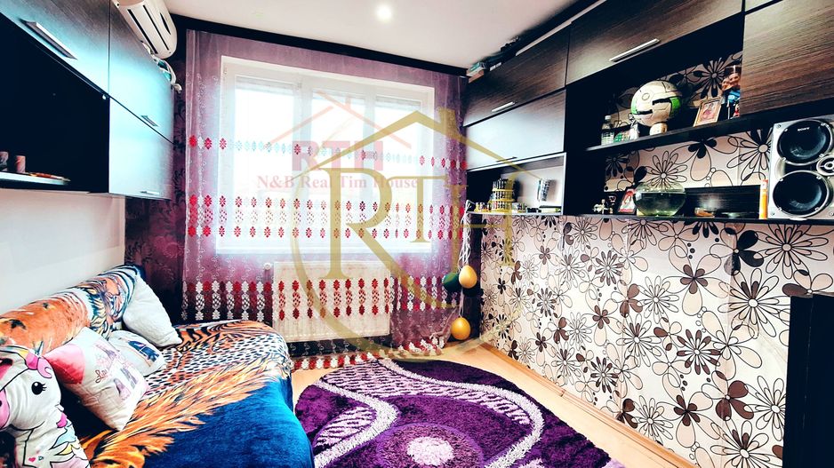 Apartament 2 camere, decomandat, situat langa Complexul Bega Bujorilor - Poză 1