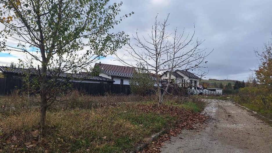 Teren Intravilan Curtea de Arges - Poză 1