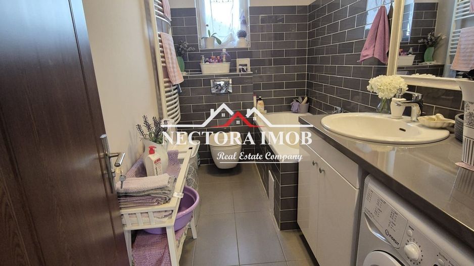 NECTORA IMOB-Apartament la casa 3 camere, Ultracentral, Etaj 1, 75 mp - Poză 3