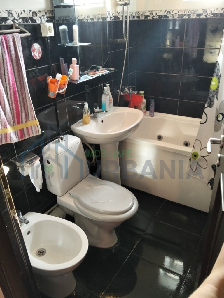 3 camere semidecomandat, mobilat/utilat, etaj 4/4 – Zimbru, Iași - Poză 5