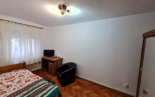 Apartament 3 camere, Parter, Semidecomandat, Zona Cetate - Poză 7