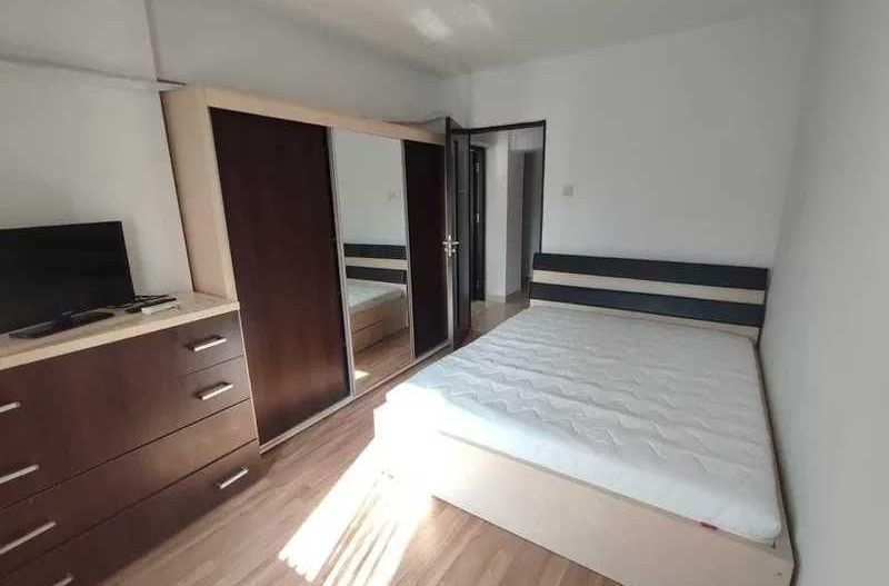 AP. 3 CAMERE TIMPURI NOI, BUCATARIE INCHISA,70 MP. UTILI,MOBILAT,AC - Poză 1