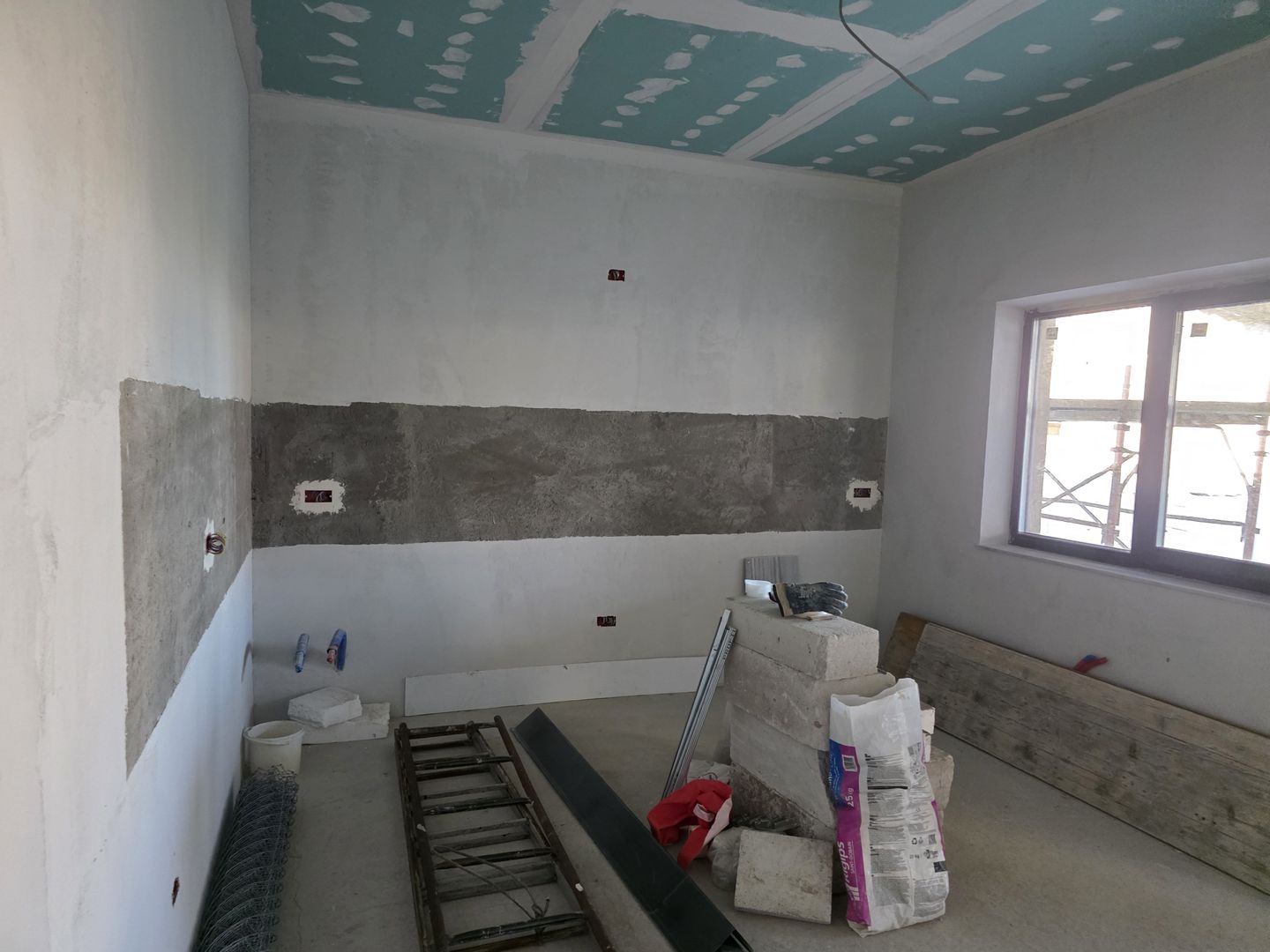 CASĂ NOUĂ – CUMPĂNA | 610 MP TEREN | UTILITĂȚI | STRADĂ ASFALTATĂ - Poză 7