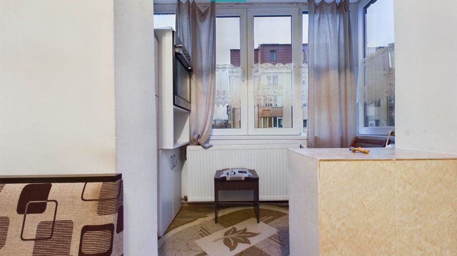 Apartament cu 3 camere de închiriat zona 300 - Poză 4
