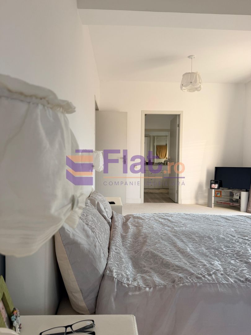 Casă spațioasă și elegantă cu teren  – Sânpetru - Poză 17