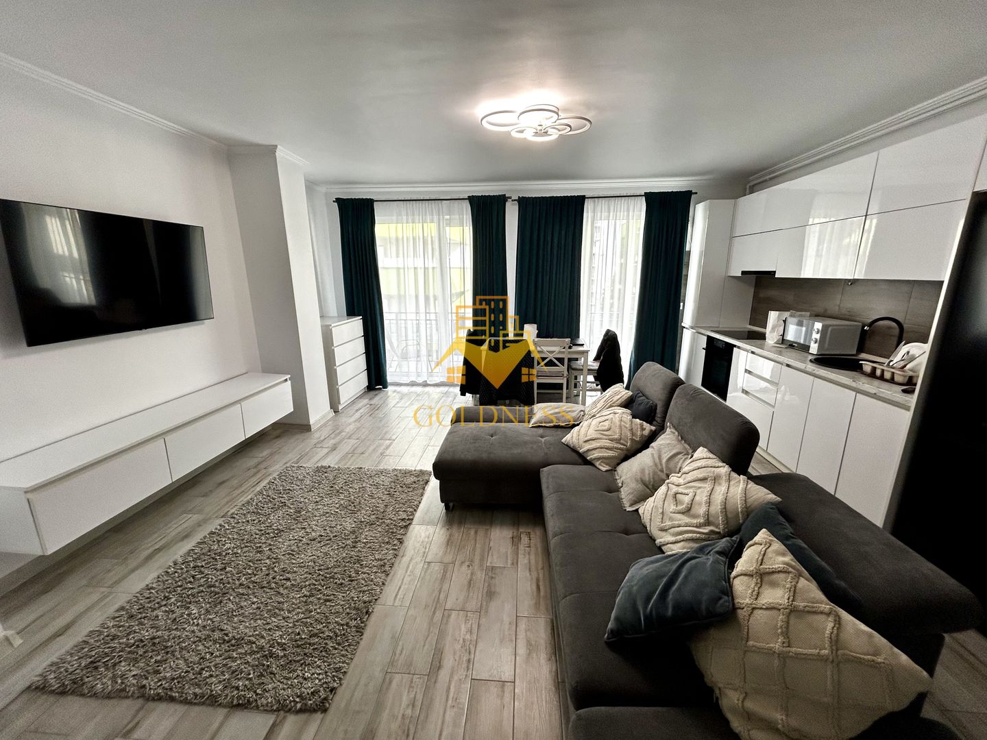 2 camere open space, Parcare, Modern, OMV, Mega Image, Europa - Poză 5