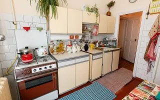 Strășeni.  Apartament la sol cu 3 dormitoare + living, teren și garaj. - Poză 13