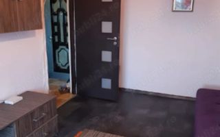 Vand apartament 2 camere - Poză 3