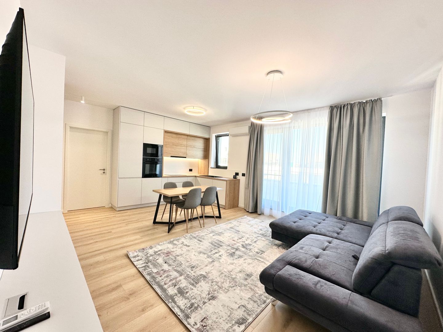Apartament cu 2 camere de închiriat Kasper– Coresi - Prima închiriere - Poză 3