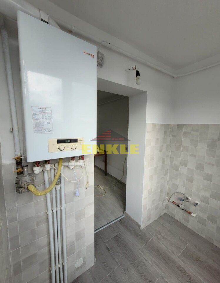 De vânzare apartament cu 2 camere decomandat, zona Bucovina - Poză 6