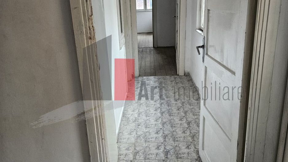 Vila "TEBO",  pozitie facila, pentru BIROURI/COMERCIAL - Poză 8