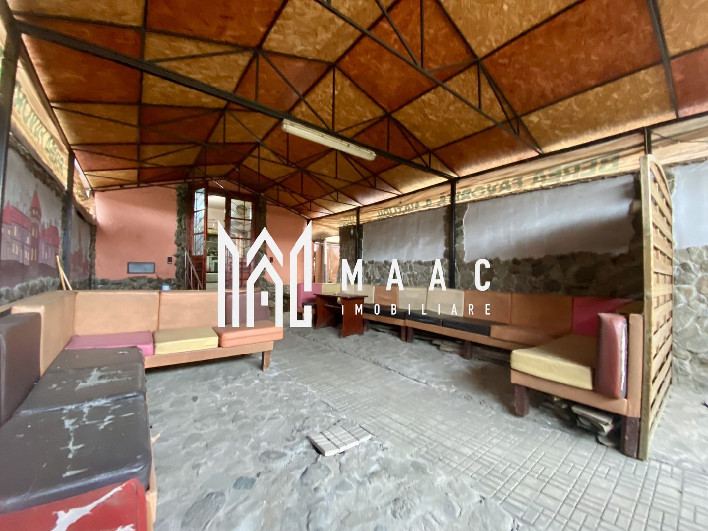 Restaurant | Cafenea | Terasa | Teren 126 MP | Piata Cibin - Poză 1