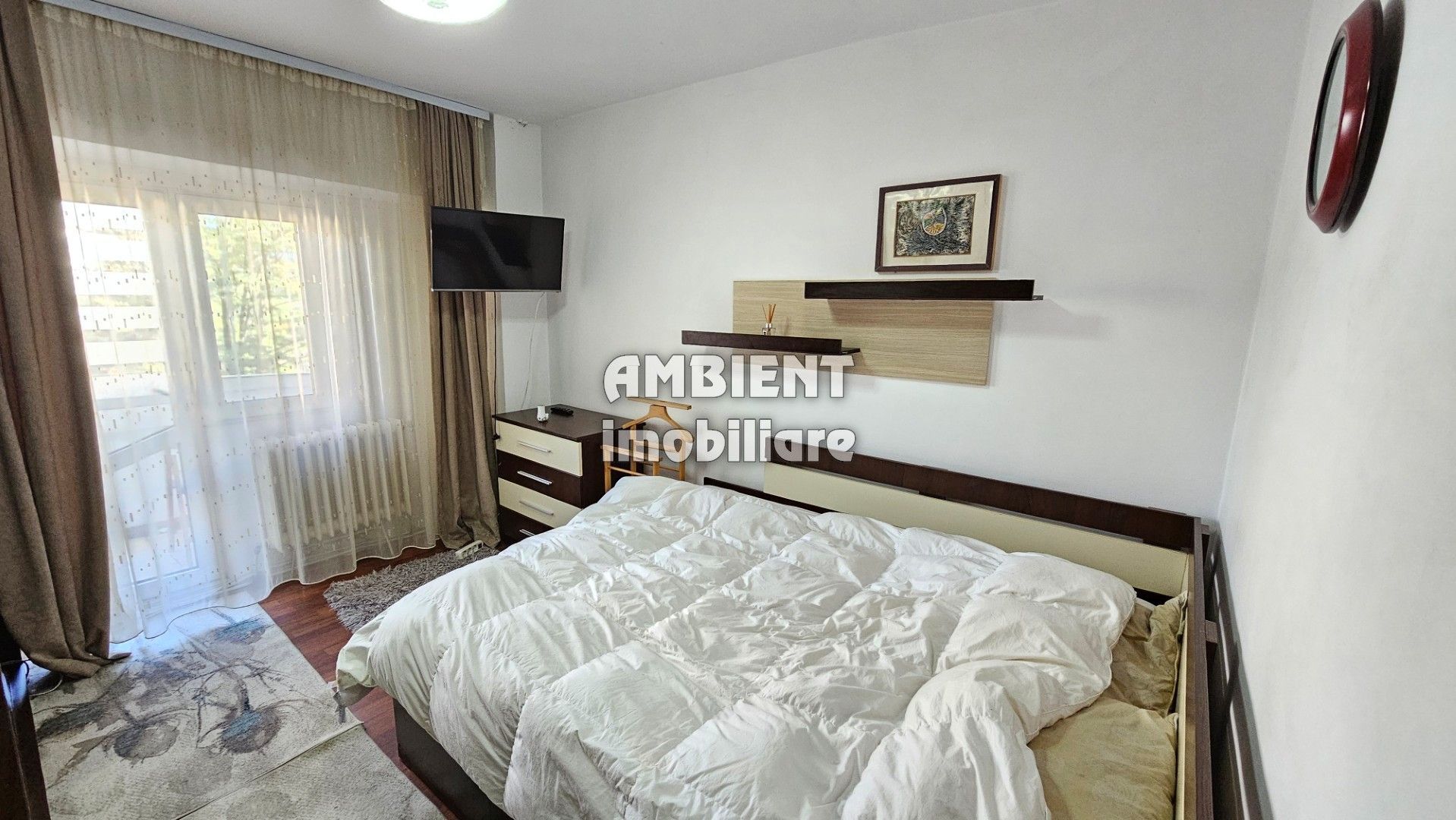 Apartament cu 4 camere, etaj 2, mobilat și utilat, zona TRAIAN; - Poză 6