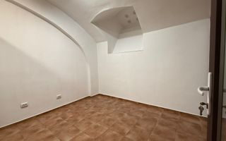 Ultracentral – Str. Lucian Blaga | Acces individual | Parcare în curte - Poză 13