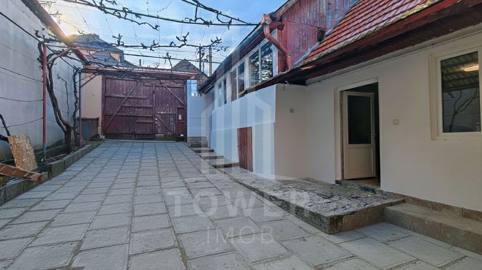 Casă de vânzare – Comuna Rășinari, str. Andrei Șaguna – aproape de centru - Poză 1