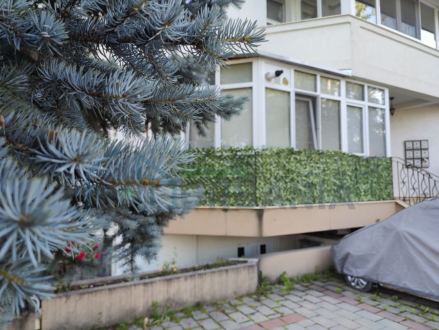 Apartament 2 camere, zona Bucium, vizavi de Pensiunea Novis, parter înalt, 75 mp total, 67 mp util, mobilat, loc parcare - Poză 2
