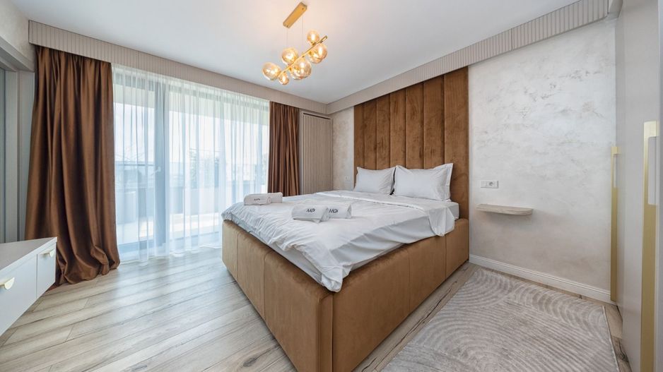 Penthouse superb, 3 camere+parcare subterana ,203 mp-Coresi - Poză 16
