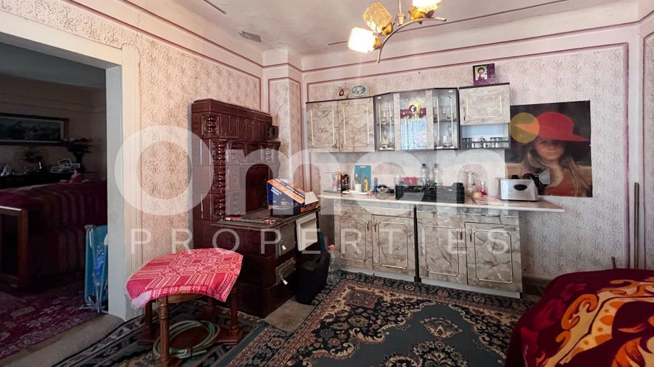 Casă bătrânească | 1500 mp teren, | Tăuții-Măgherăuș. - Poză 9