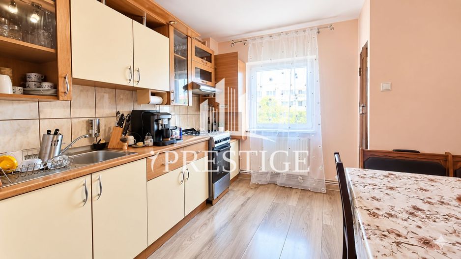 APARTAMENT 4 CAMERE, 2 BĂI, BALCON, PIVNIȚĂ, B-DUL MIHAI VITEAZU - Poză 6