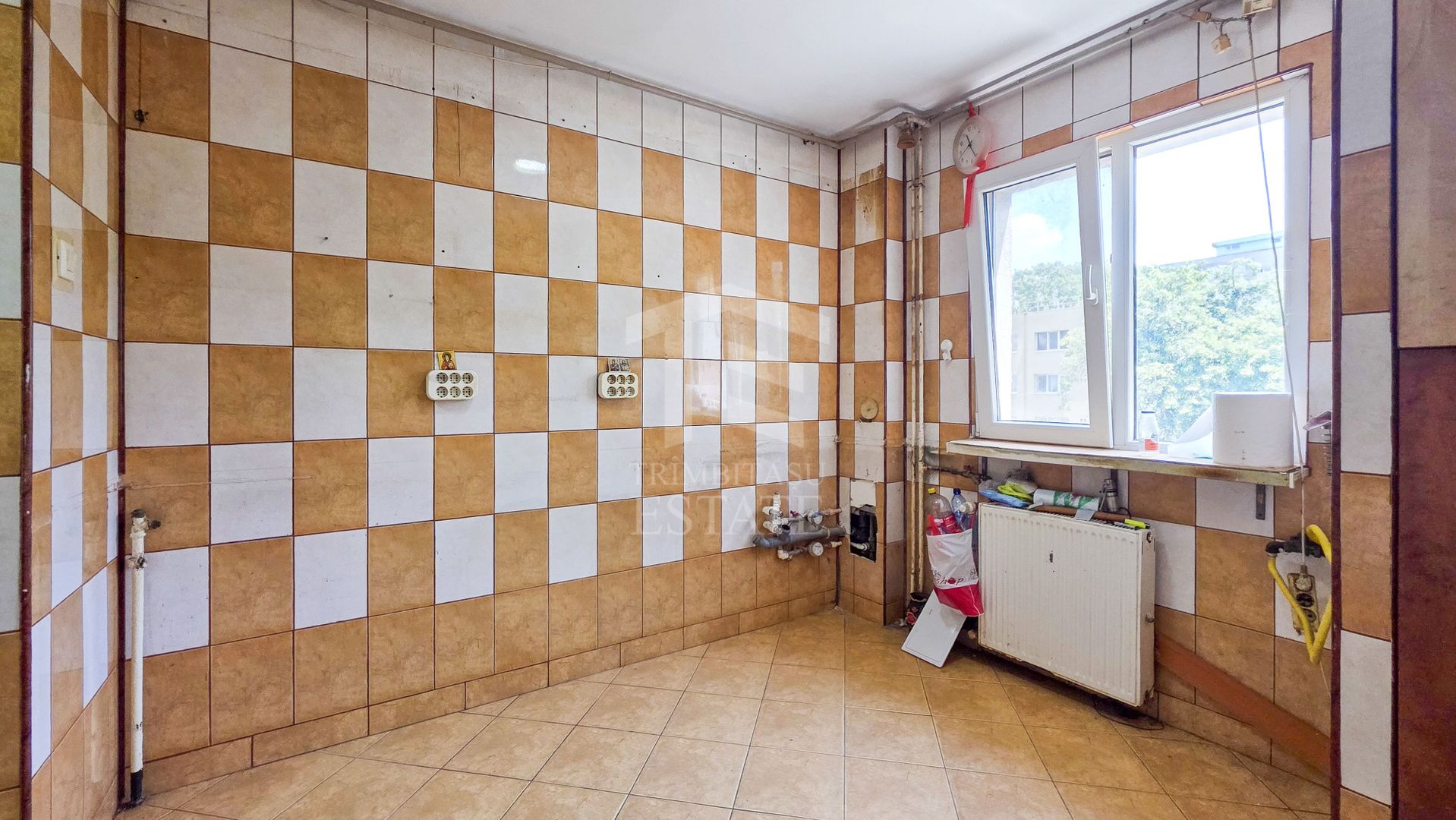 Apartament de 4 camere Militari / Apusului | Etaj 3/4 | Bloc reabilita - Poză 19