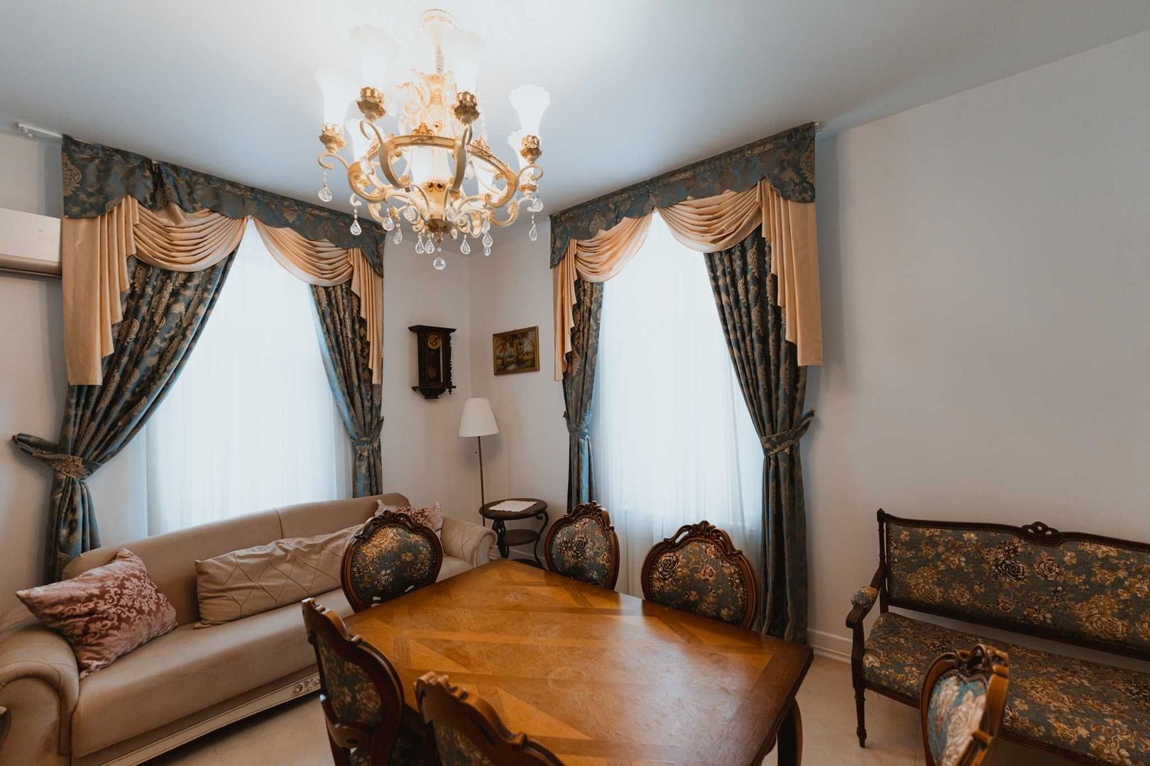 Apartament - clasic - Calea Victoriei 3+1 camere - Poză 1