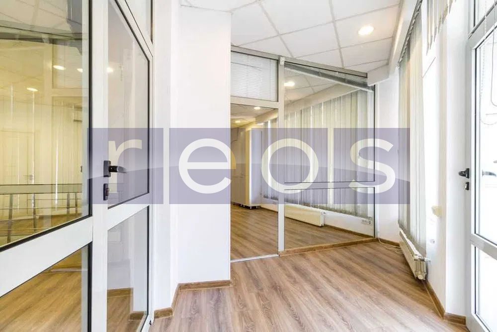 VANZARE SPATIU COMERICAL 141MP INVESTITIE FOISOR DE FOC MOSILOR CENTRAL - Poză 5