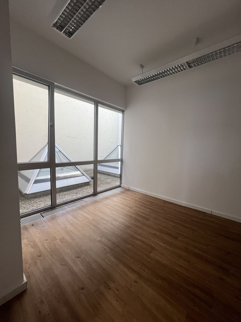 Birouri zona centrală - Poză 28
