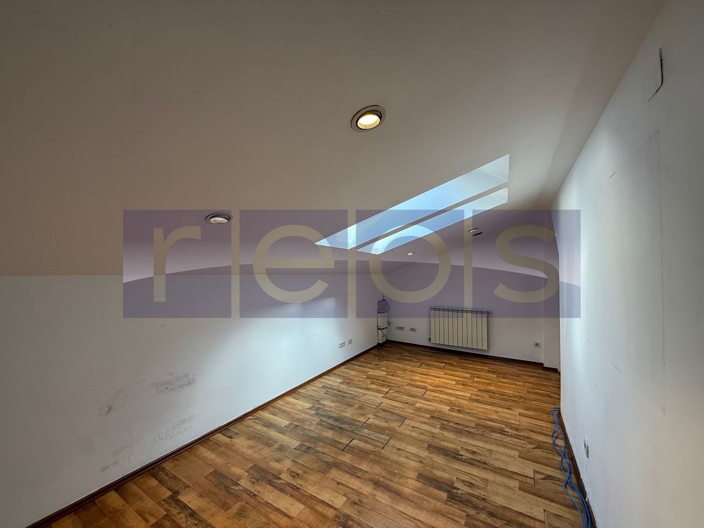 INCHIRIERE VILA 7CAMERE | PARCUL VERDI | 240MP | PARCARE | IDEAL BIROU - Poză 18