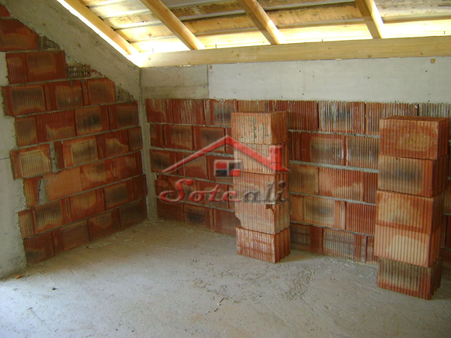 Casă Nouă de Vânzare în Cornu de Jos - Poză 12