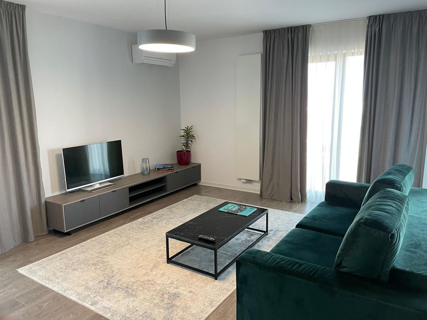Cloud 9 || 2 Camere || Vedere Panoramică || Parcare Subterană - Poză 1