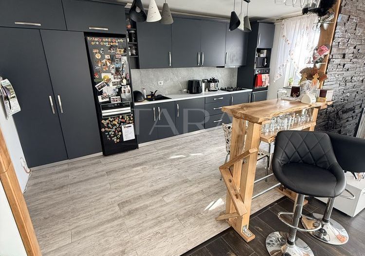 Apartament spațios 3 camere, parcare inclusă, zona Poligon, Florești. - Poză 3