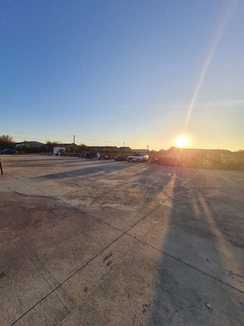 Casa cu teren de 14340 mp în Jebel/Pretabila pentru afacere - Poză 32