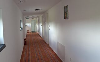 Pensiune 600 mp an 2023 si casa 130 mp teren 4600 mp zona V. Avrigului - Poză 8