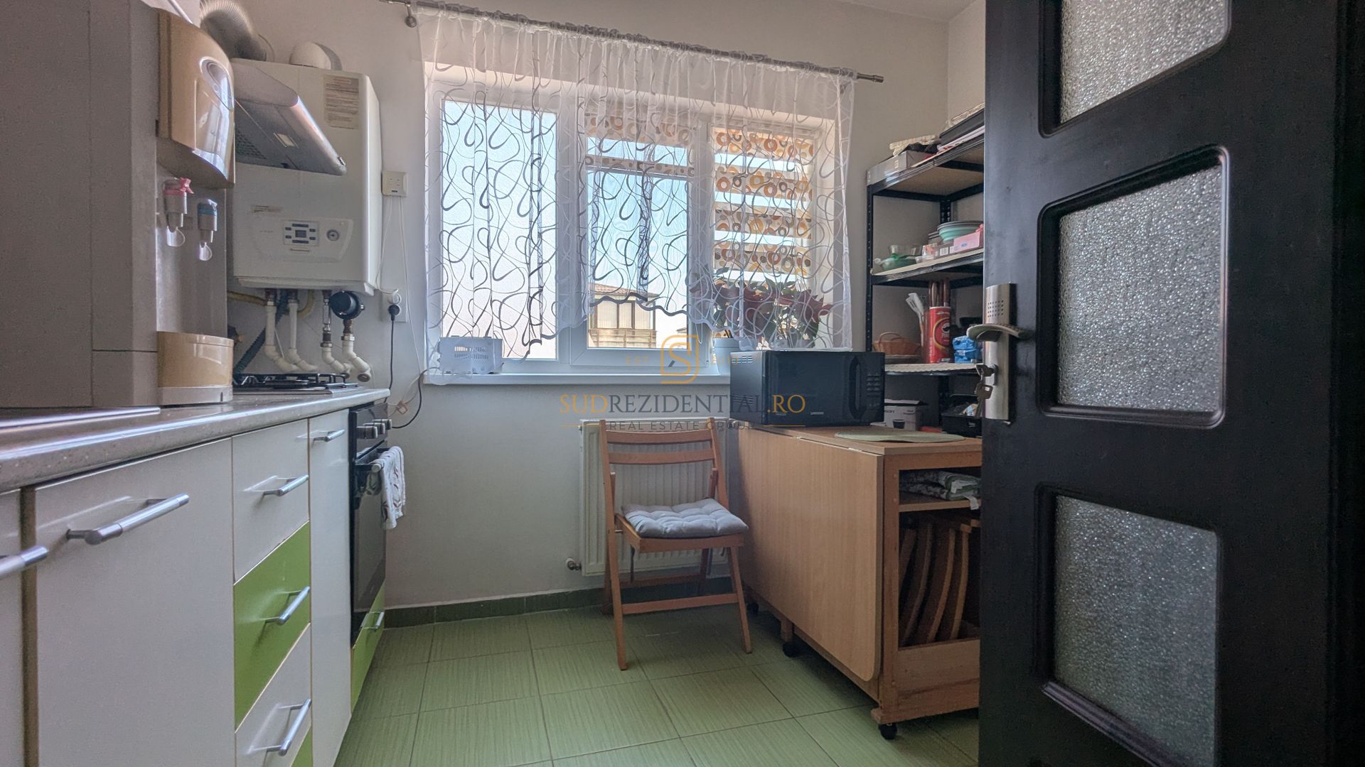 Apartament 2 camere, decomandat, loc de parcare, Drumul Fermei - Poză 10