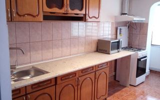 Apartament - 2 camere - CHIRIE - Onesti (Zona de Jos) - Poză 4