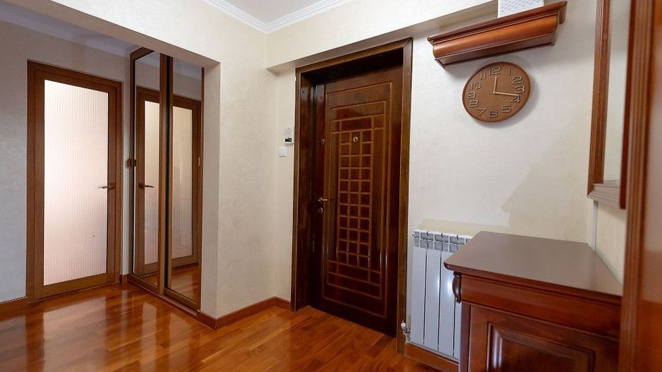 Aparament 3 camere, Piata centrala - Poză 6