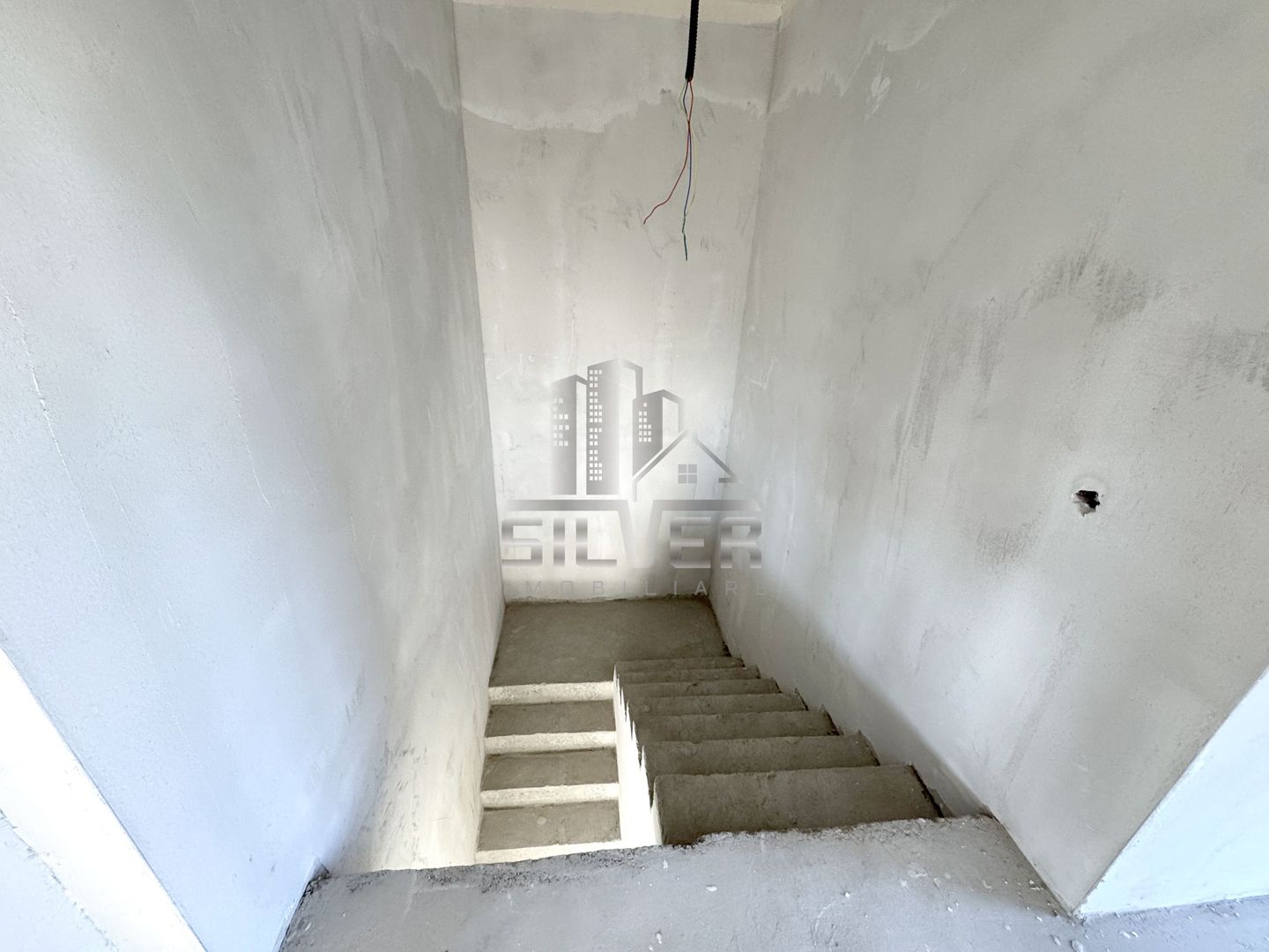 Case  tip duplex in zona centrala Gilau. - Poză 20