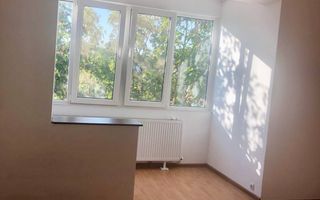Apartament renovat 2 camere , 65 mp Zona Podgoria! - Poză 3