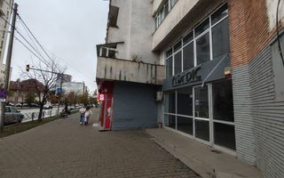 Sf. Lazar- Spatiu comercial la bulevard- vad/ trafic pietonal intens ! - Poză 6