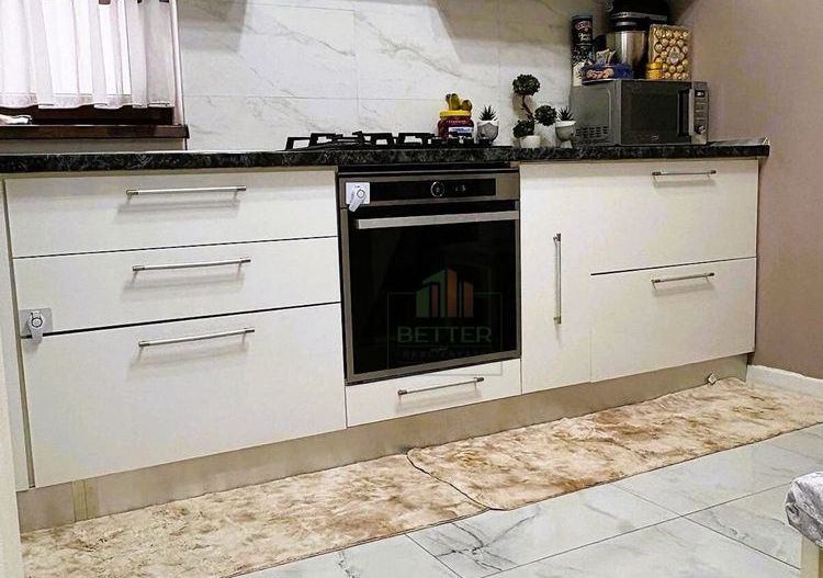 Vanzare apartament 2 camere terasa si balcon plus loc parcare - Poză 5