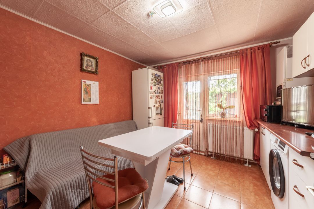 Casă de vânzare în Geamăna – Strada Fântânii ! - Poză 10