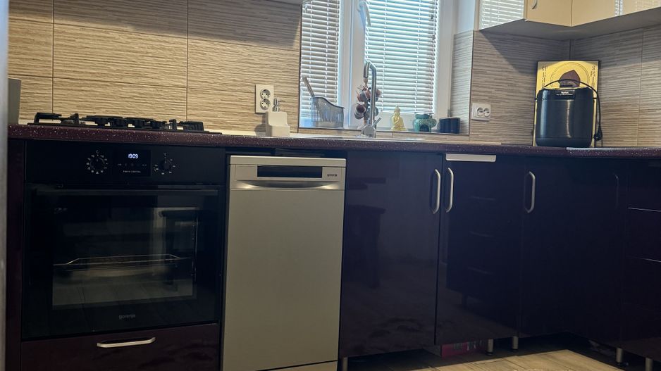 Apartament 2 camere Mobilat Utilat Loc de parcare - Poză 10